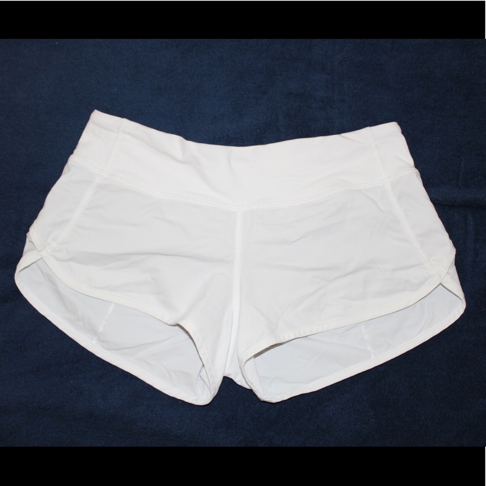 Lululemon Speed Up Short 2.5” Size 4 in White